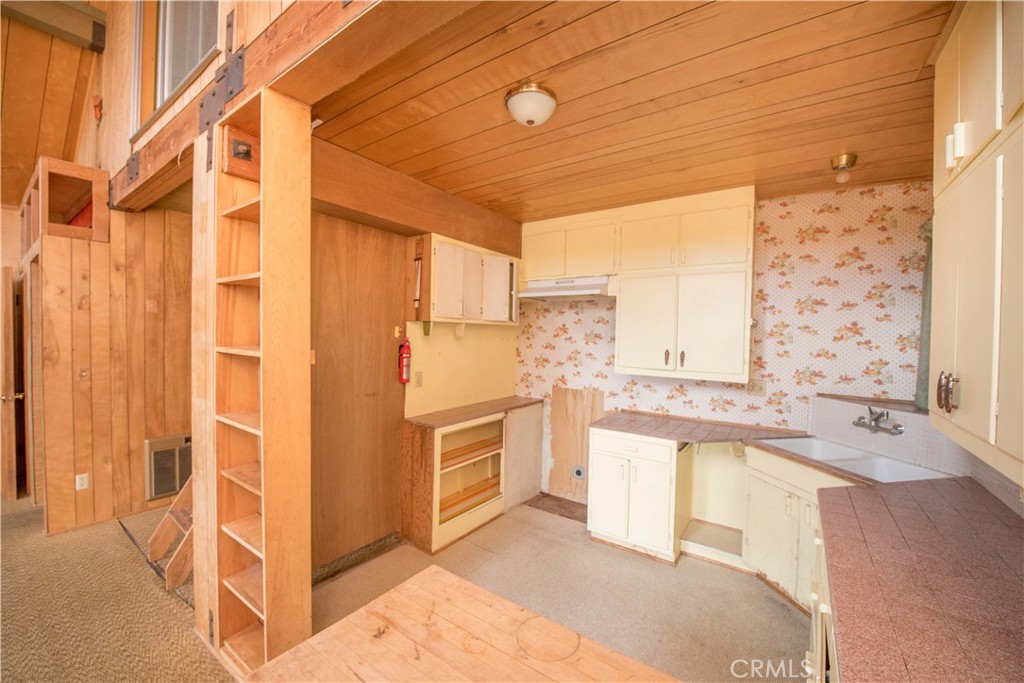 24 Fredalba Property Photo 17
