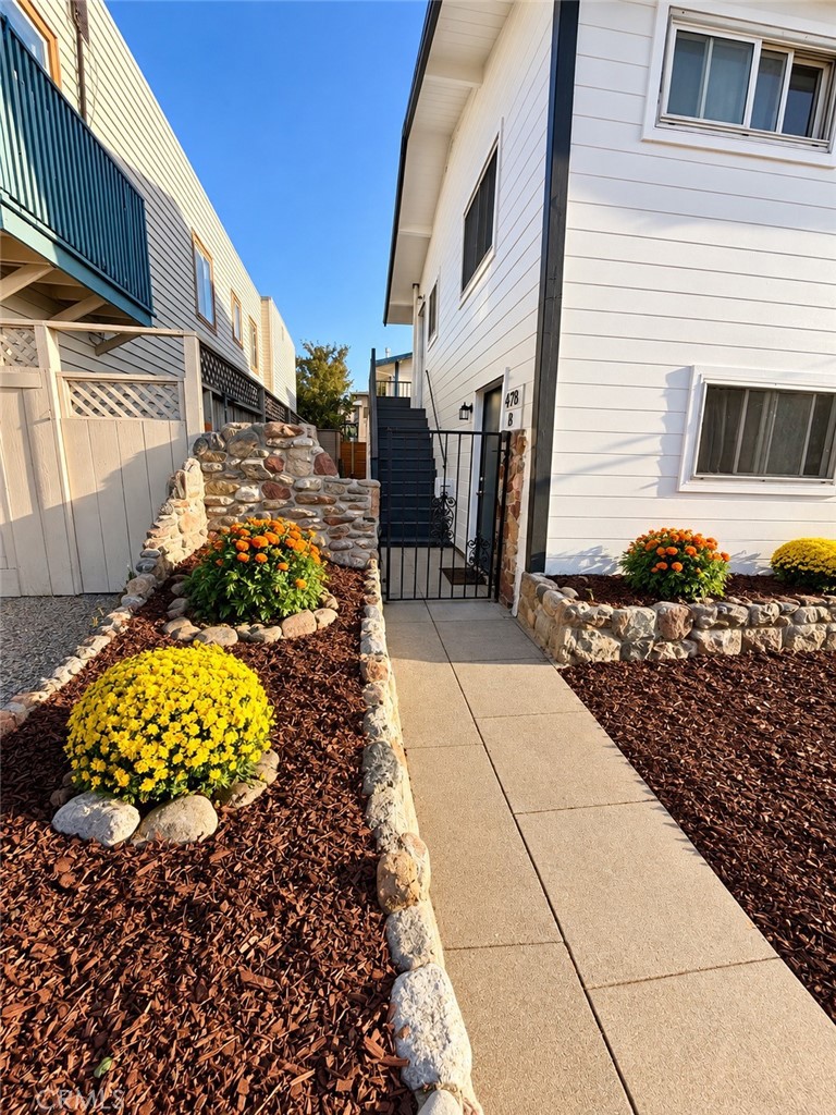 698 Masson Property Photo 4