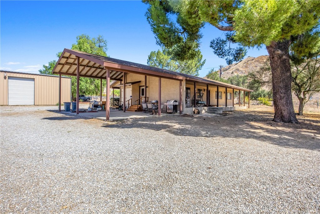30240 San Timoteo Canyon Property Photo 4