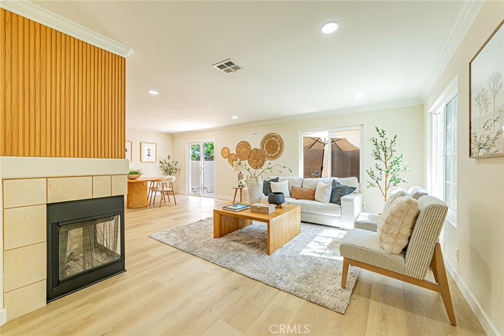 14682 Moon Crest Lane B Property Photo 19
