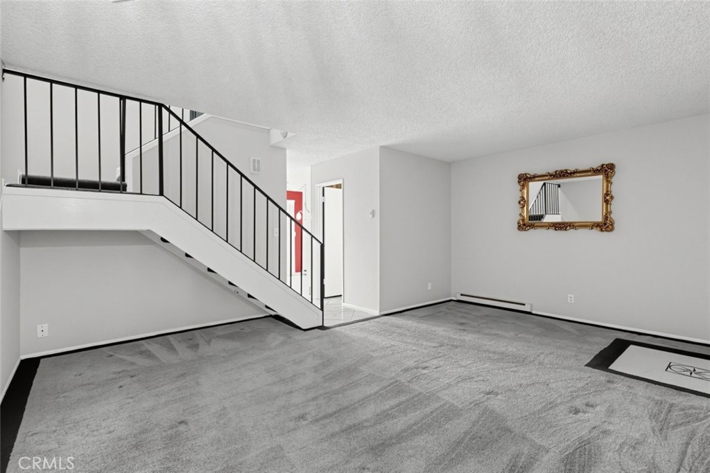 7043 Fulton Way Property Photo 6