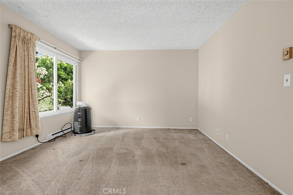 7043 Fulton Way Property Photo 8
