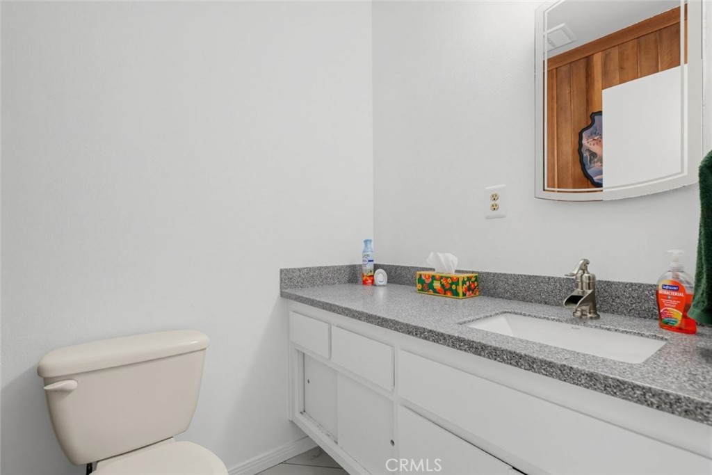 7043 Fulton Way Property Photo 22