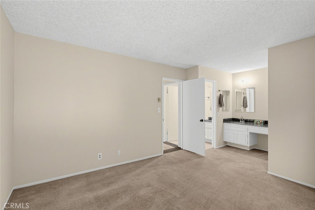 7043 Fulton Way Property Photo 25