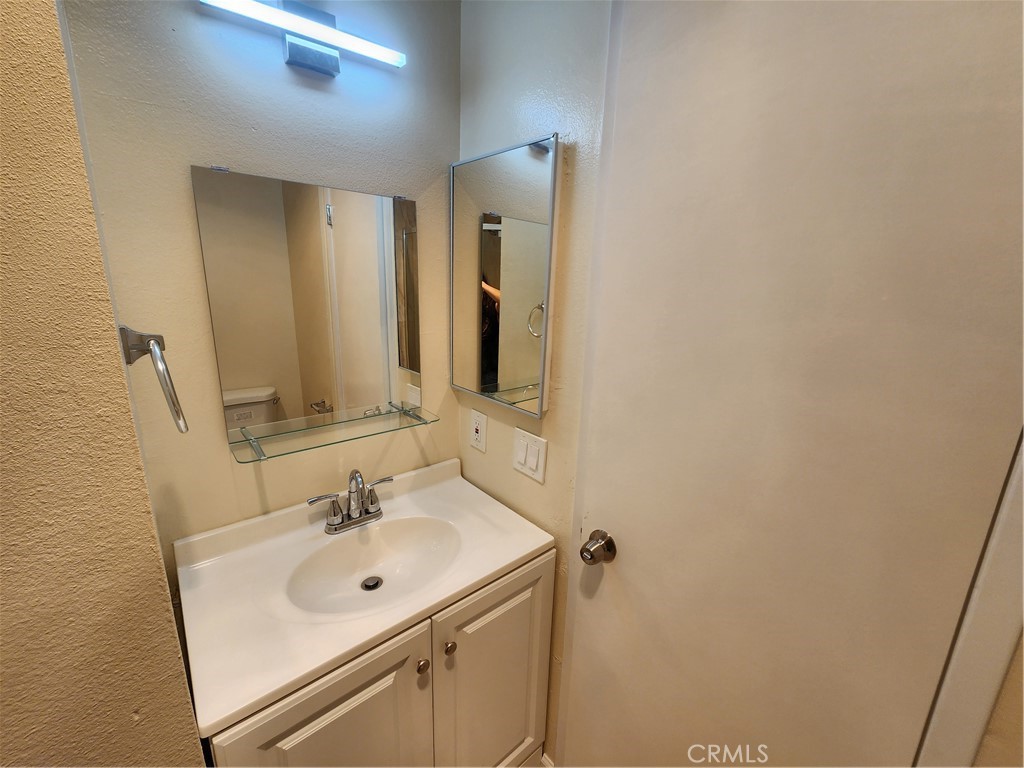 3565 Linden 115 Property Photo 12
