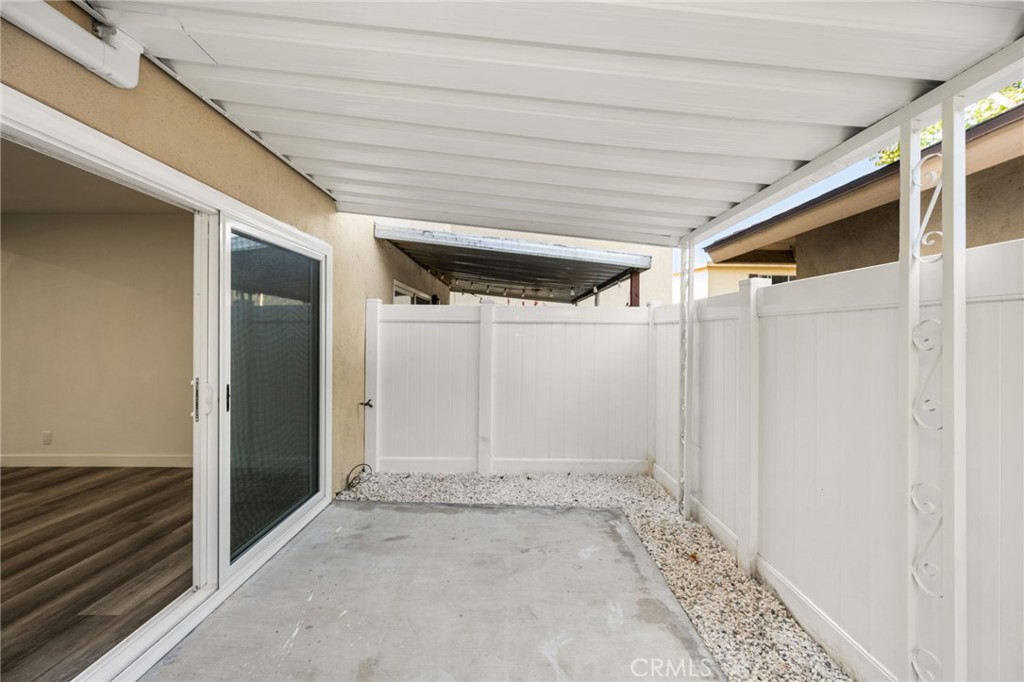 1919 Sherry Lane 46 Property Photo 17