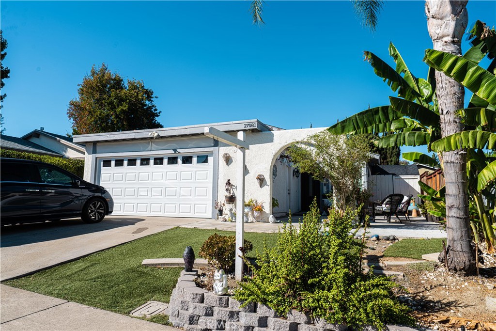 27081 Sombras Property Photo 1