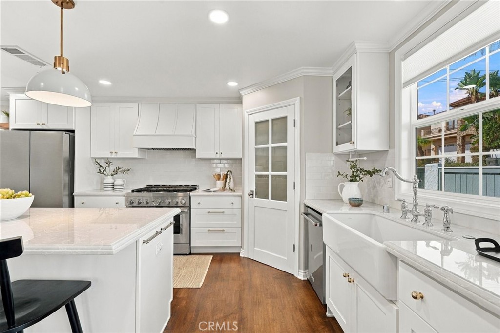 1800 Clark Lane Property Photo 12
