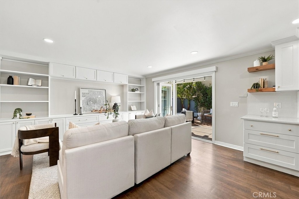 1800 Clark Lane Property Photo 19