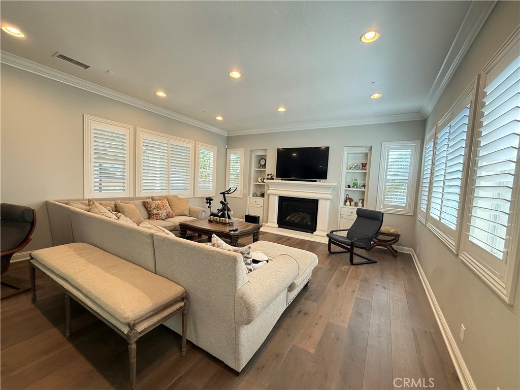4354 Dartmouth Drive Property Photo 2