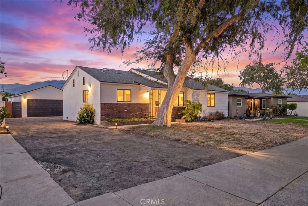 368 Vine Property Photo 1
