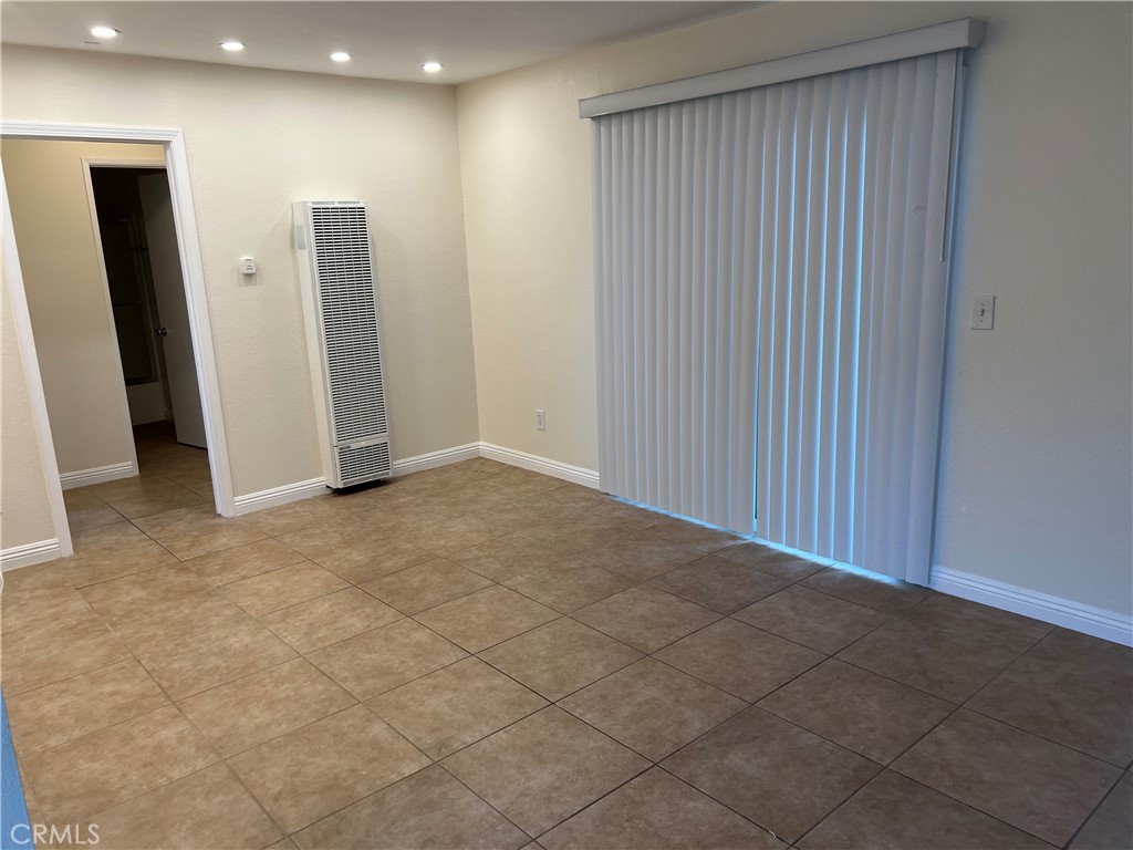 16541 Pro Circle B Property Photo 4