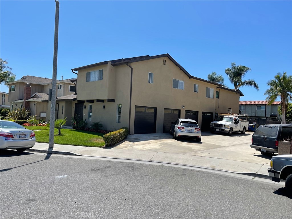 16541 Pro Circle B Property Photo 5