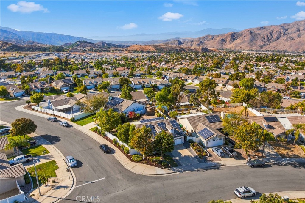 27605 Edgemont Drive Property Photo 48