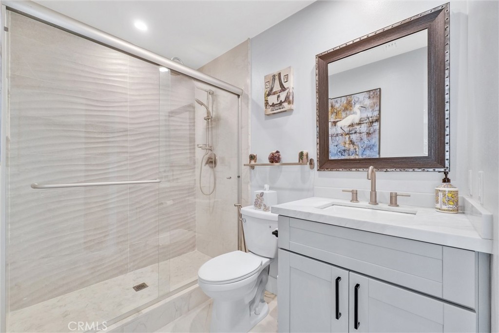 5545 Via Verano Property Photo 5