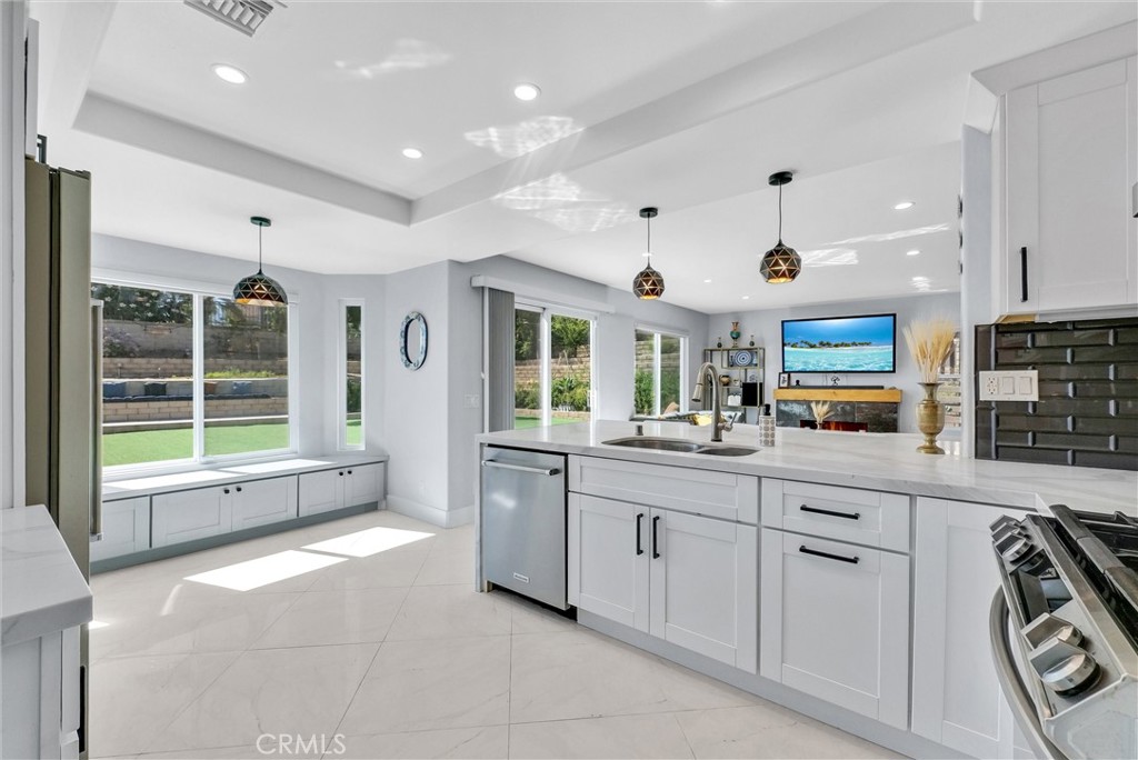 5545 Via Verano Property Photo 10