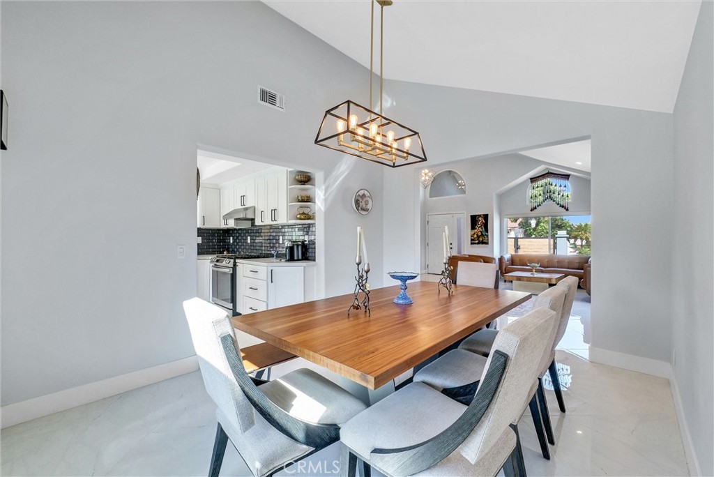 5545 Via Verano Property Photo 14