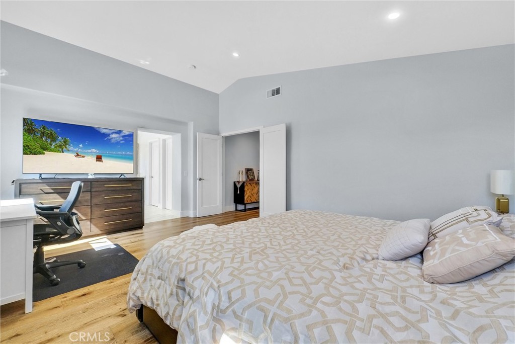 5545 Via Verano Property Photo 15