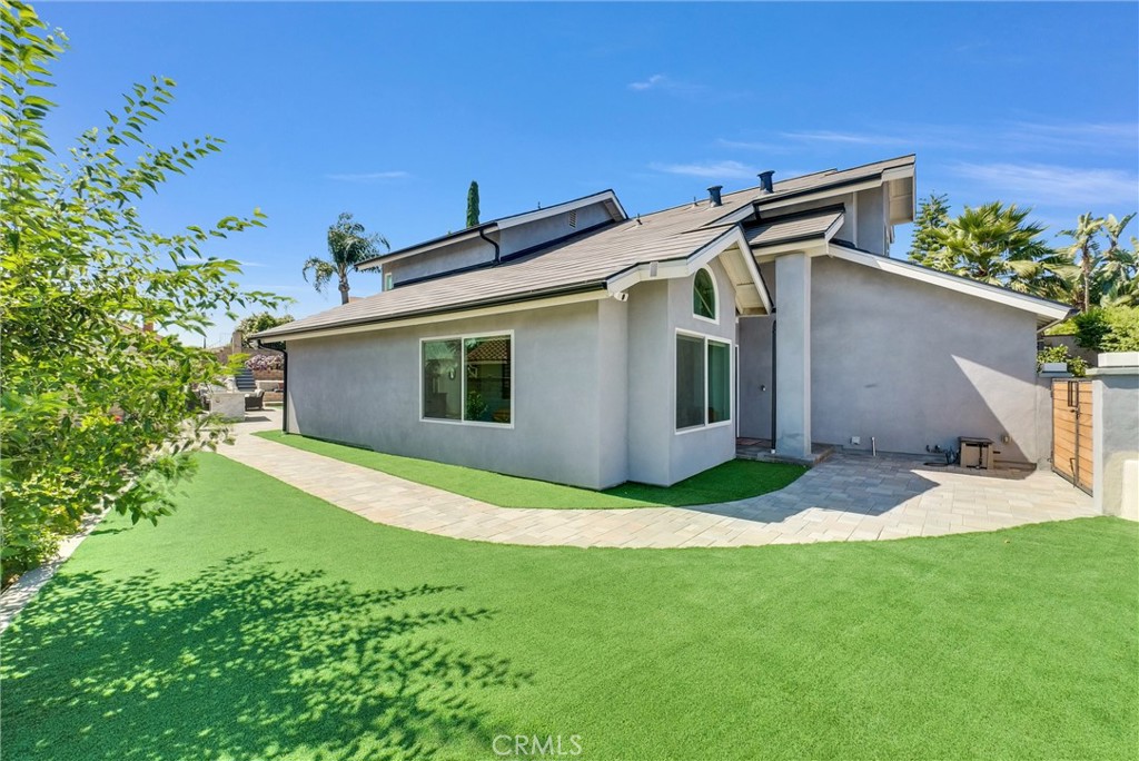5545 Via Verano Property Photo 25