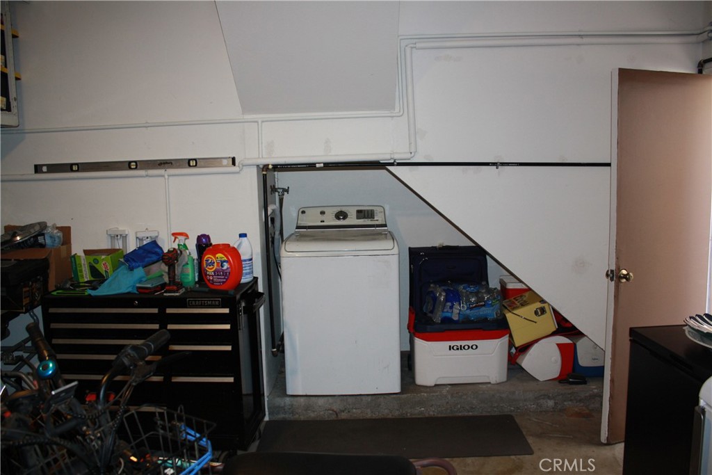 17101 4th A & B Property Photo 30