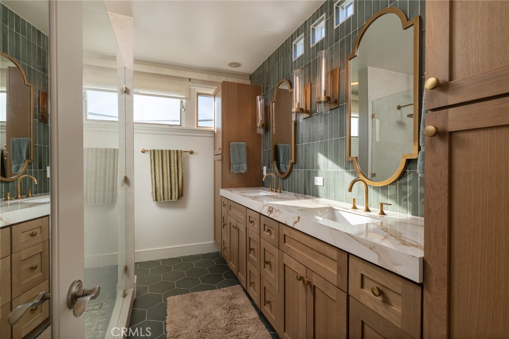 162 Rivo Alto Canal Property Photo 24