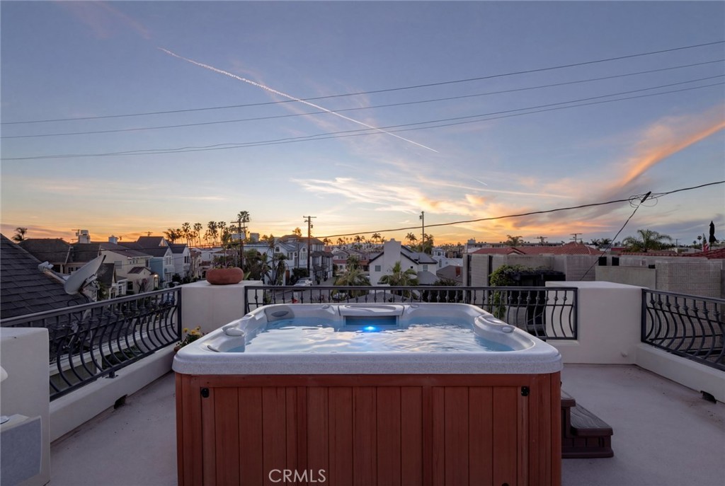 162 Rivo Alto Canal Property Photo 27