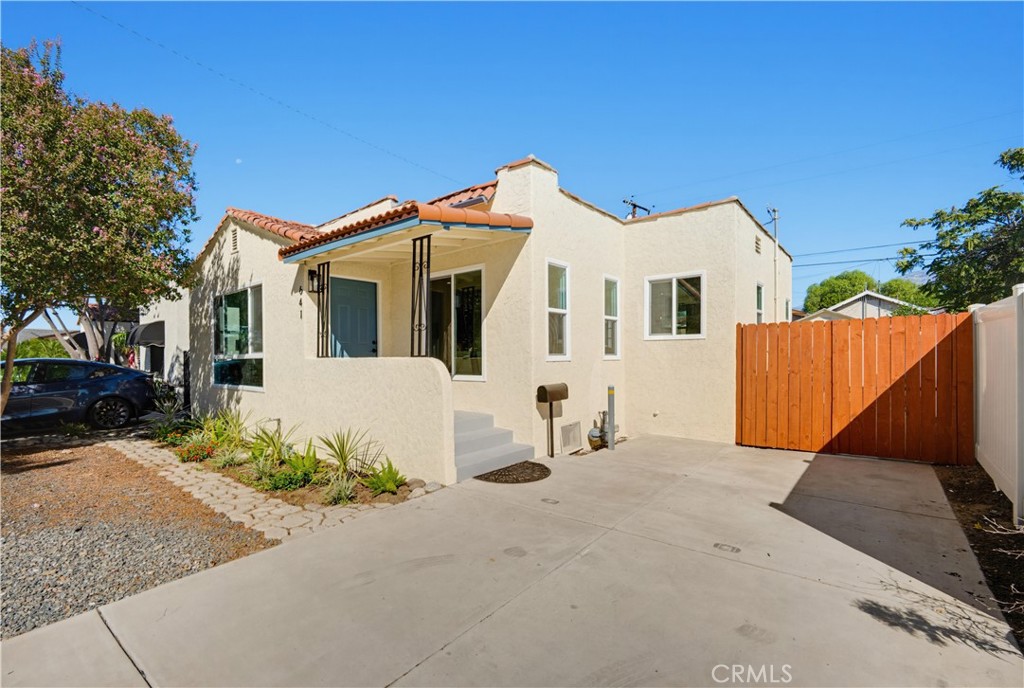 641 Plaza Serena Property Photo 1