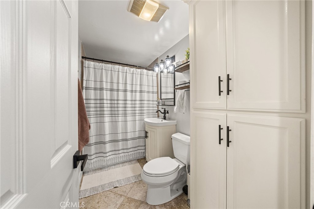 13718 Norbeck Property Photo 29