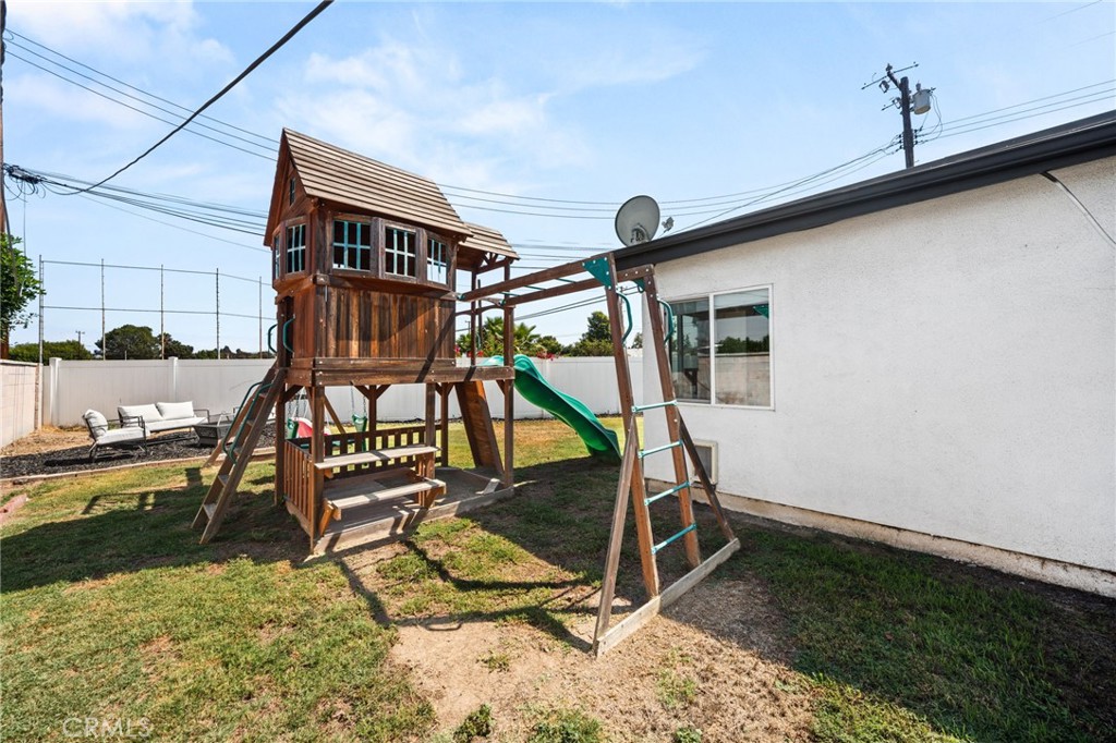 13718 Norbeck Property Photo 33