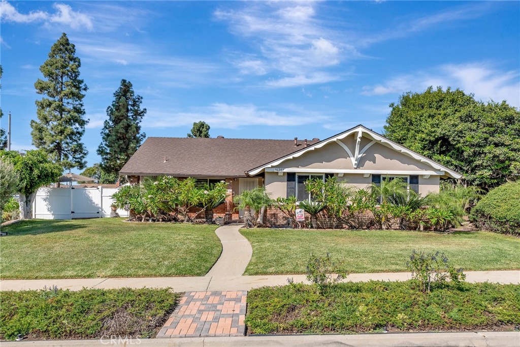 16207 Summershade Property Photo 1