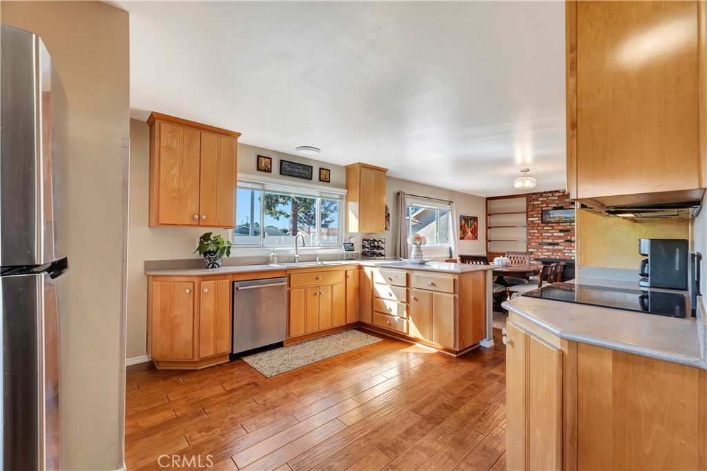 16207 Summershade Property Photo 2