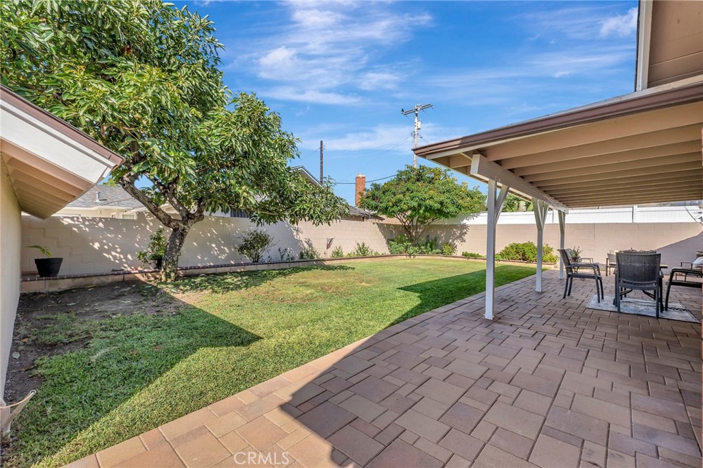 16207 Summershade Property Photo 25