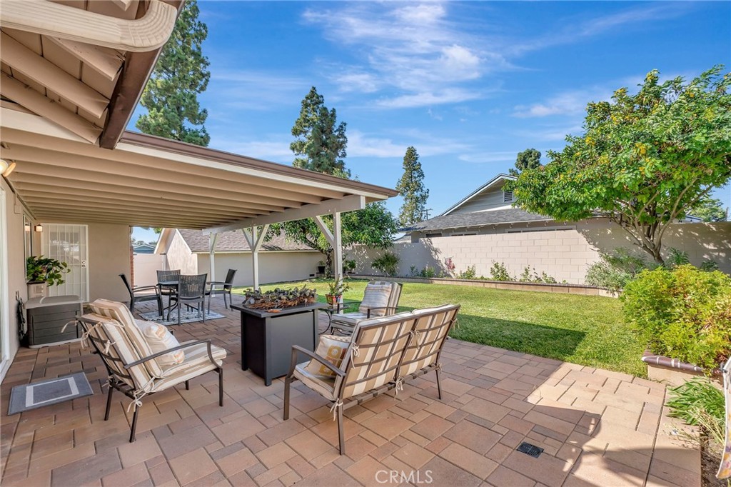 16207 Summershade Property Photo 30