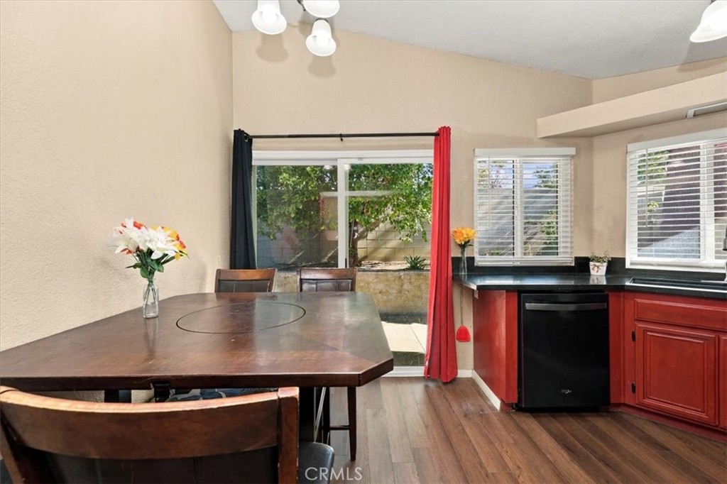 14244 Hillcrest Property Photo 9
