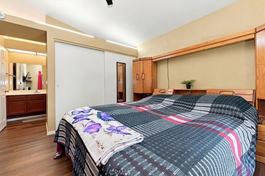 14244 Hillcrest Property Photo 15