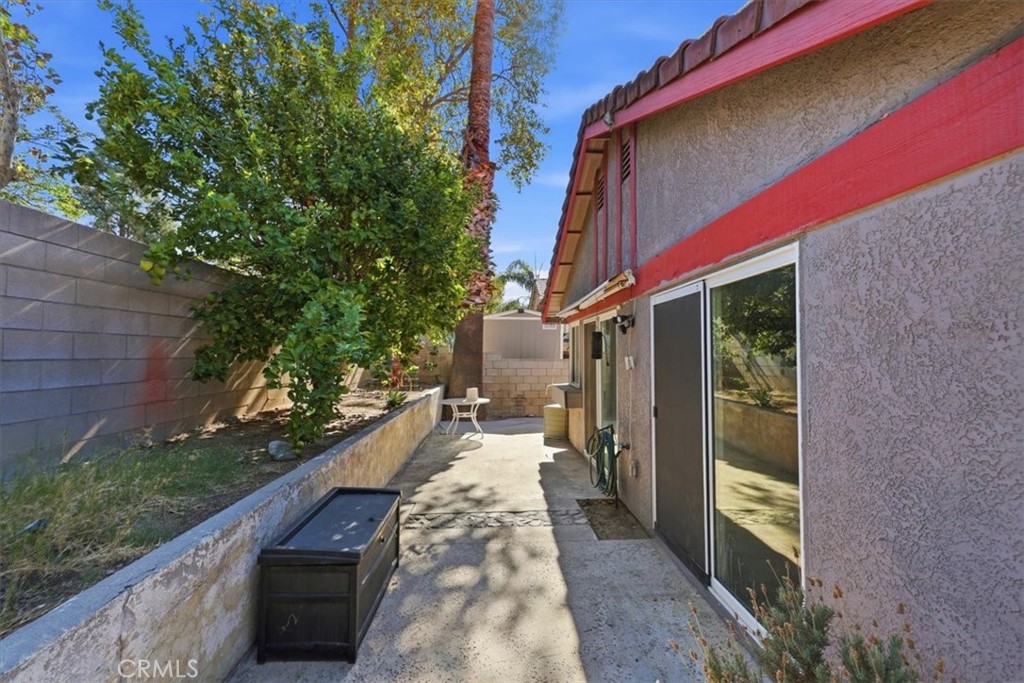 14244 Hillcrest Property Photo 22