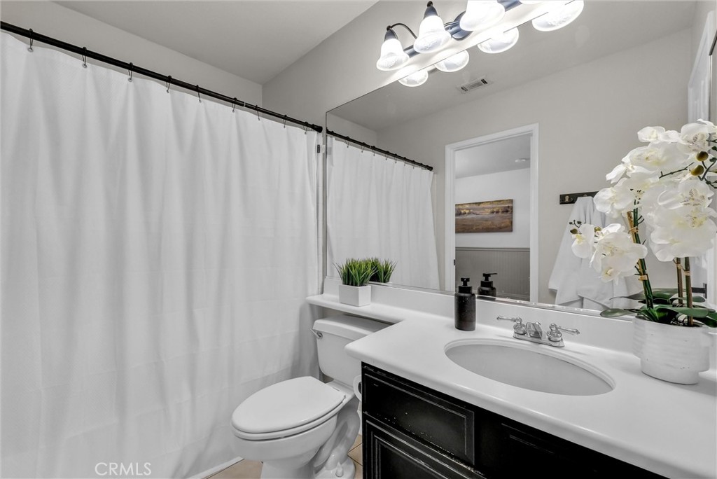 871 La Docena Property Photo 21