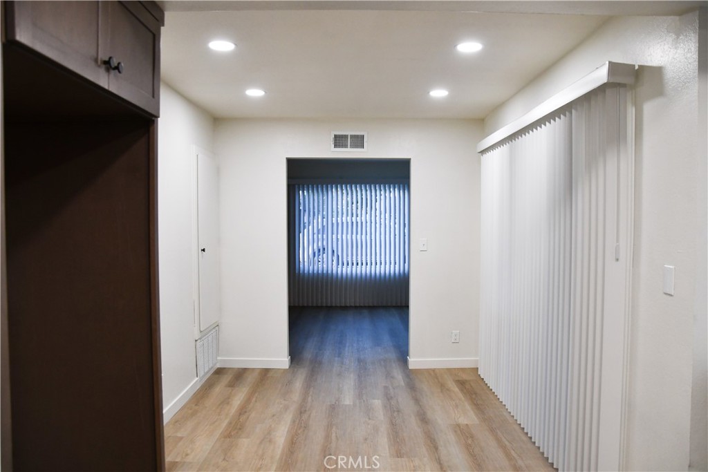 802 E La Veta Property Photo 11