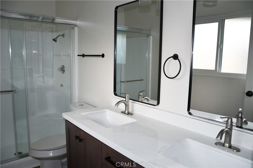 802 E La Veta Property Photo 21