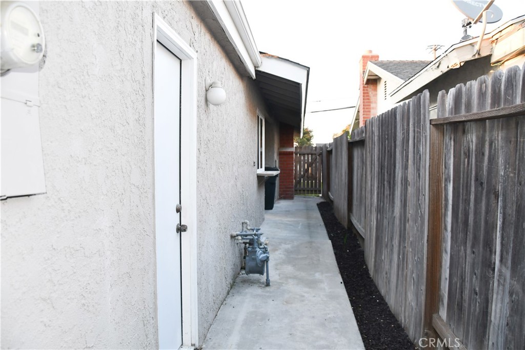 802 E La Veta Property Photo 36