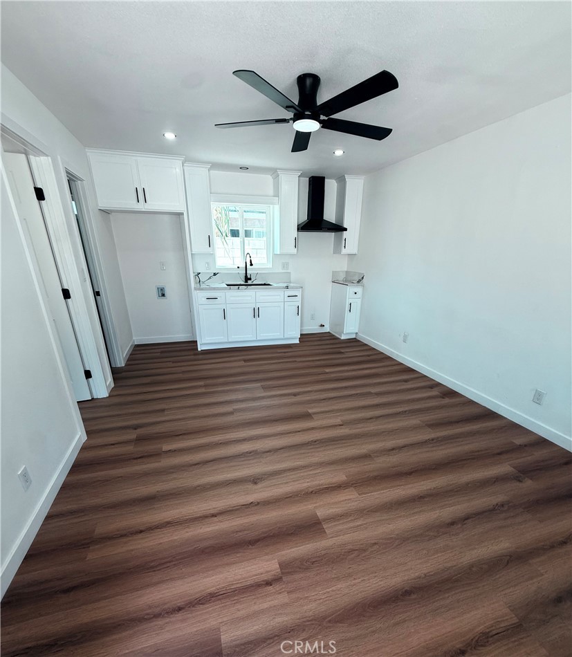 4956 E San Carlos Property Photo 6