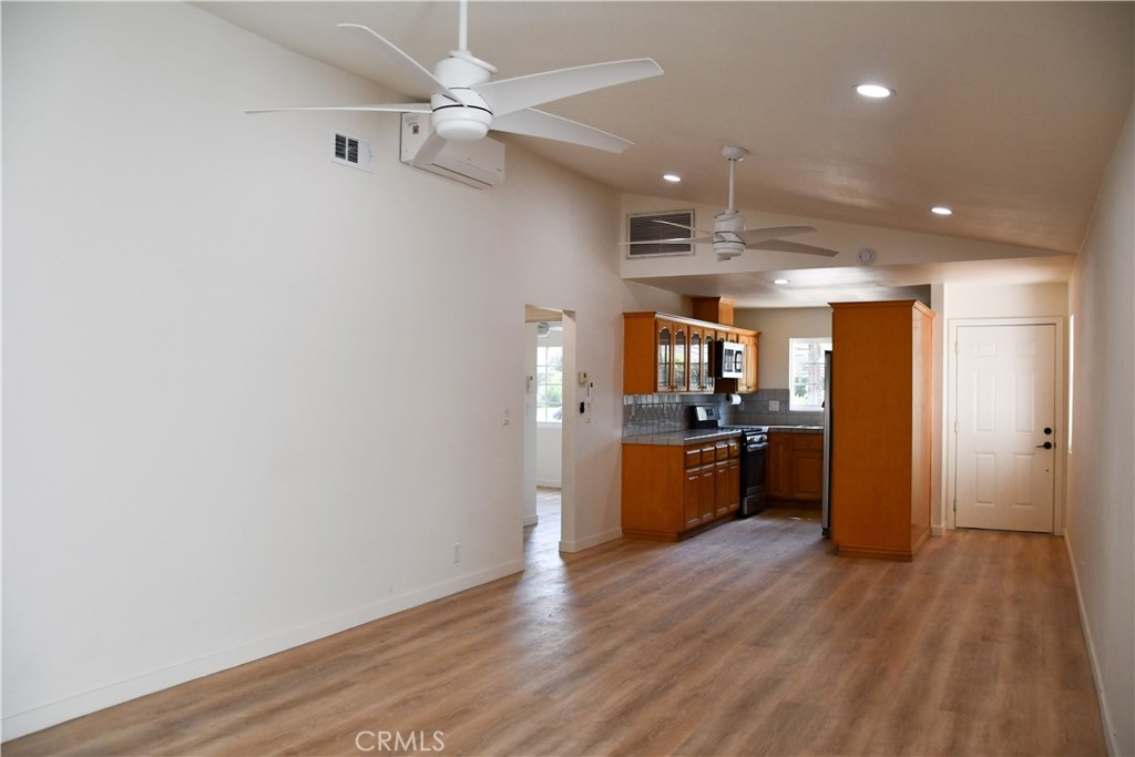 709 W Palm Property Photo 8