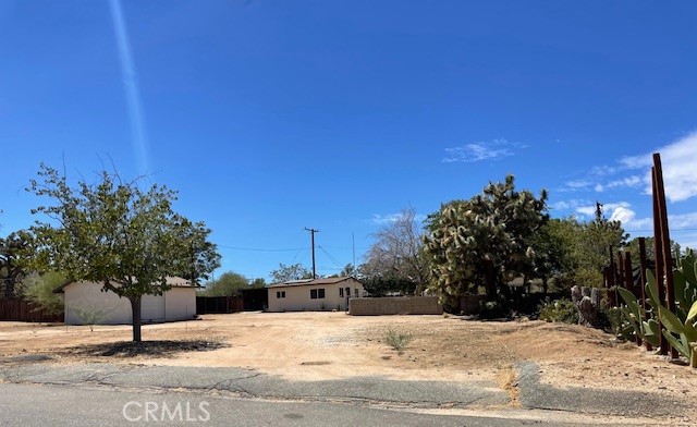 7746 Geronimo Property Photo 1