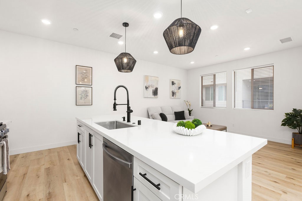1578 Topeka 2 Property Photo 13