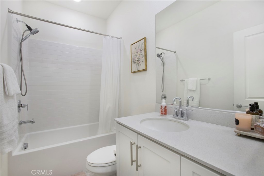 1578 Topeka 2 Property Photo 17