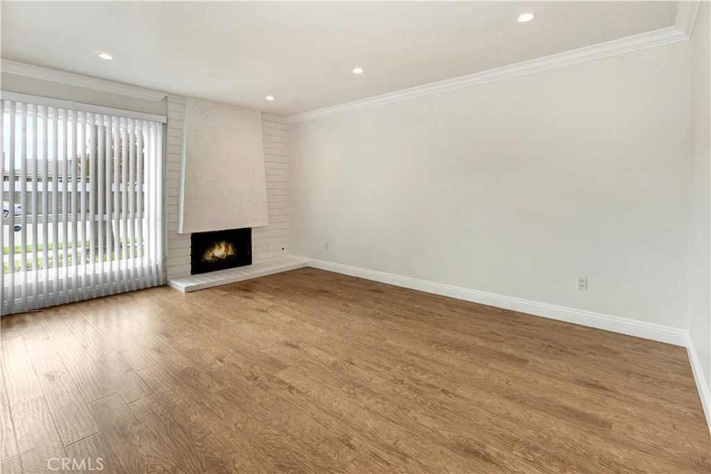 6907 Orangewood Property Photo 6