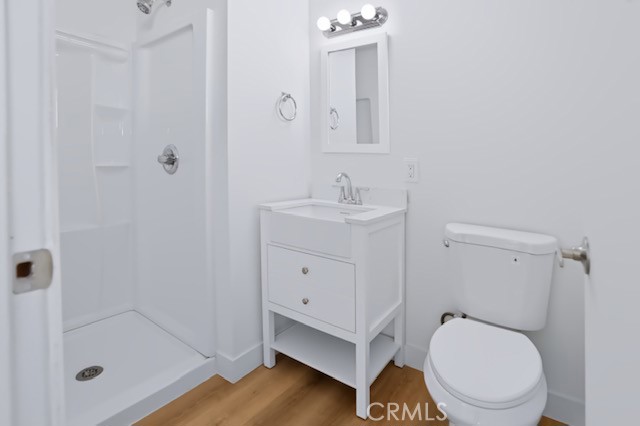 2205 W 9th Property Photo 13
