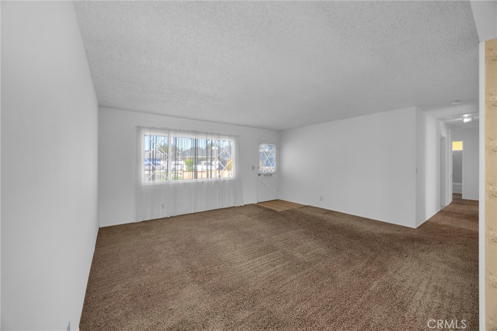 1622 E Morava Property Photo 7