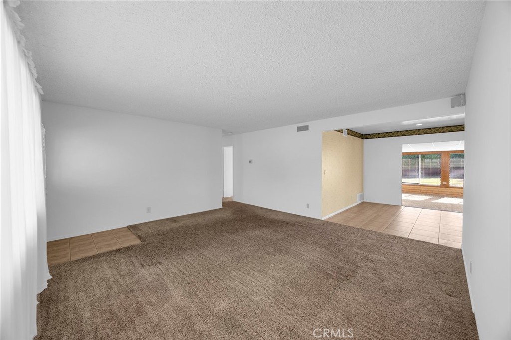 1622 E Morava Property Photo 8