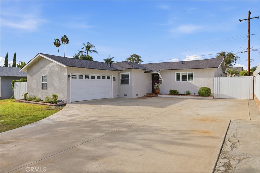 2121 Merced Property Photo 2